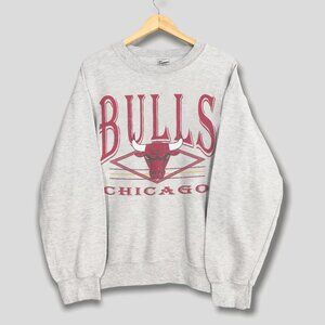 Vintage Chicago Bulls Basketball Sweatshirt, Retro 90s Chicago Bulls Shirt Tee